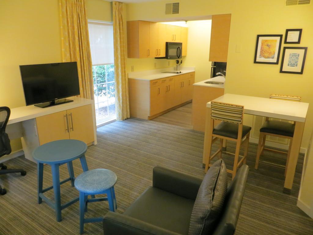 Sonesta Es Suites Atlanta - Perimeter Center North Sandy Springs Exterior photo